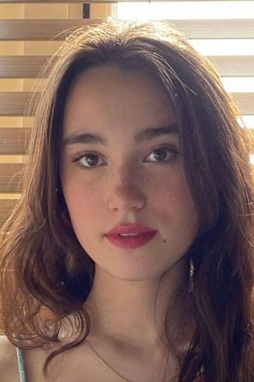 Billie Floran as Zoe