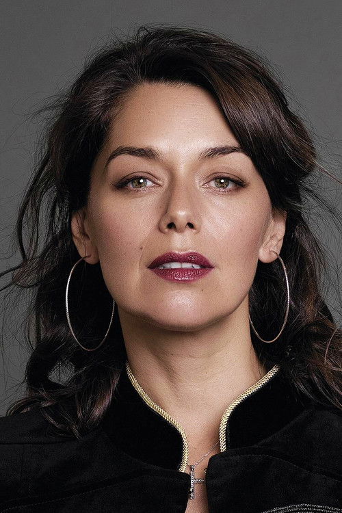 Elvira Cristi as Andrea Lombardi