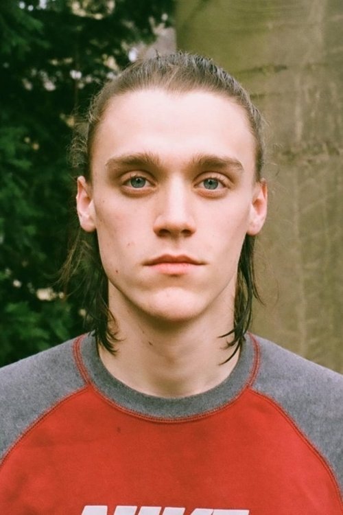 Benedict Clarke as Prince Edison