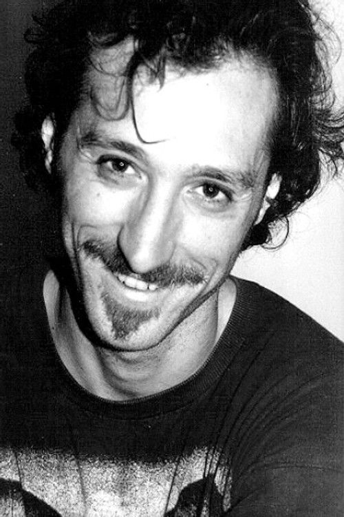 Jader Giraldi as Falco