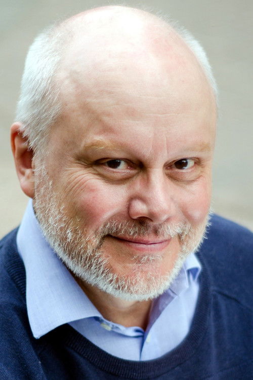 Deimon Slagg as Ed Shields