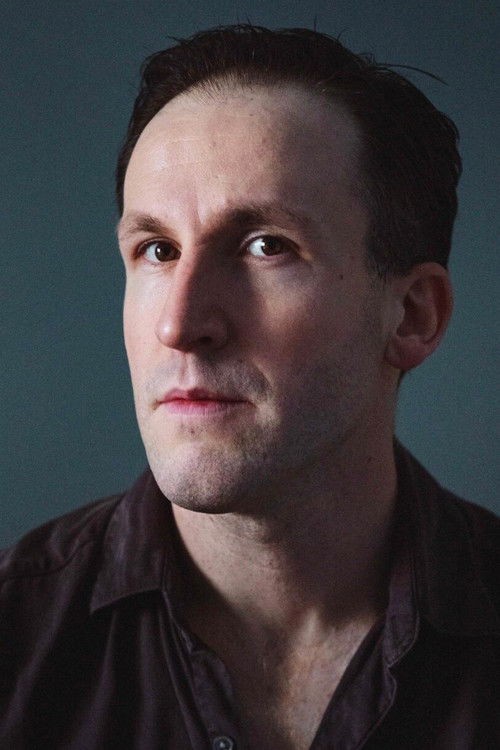 Emil Brulin as Thomas