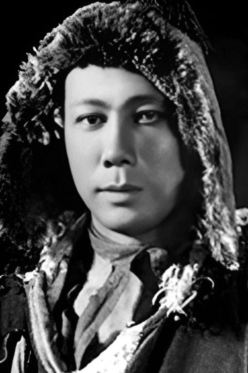 Valéry Inkijinoff as Li-Hang