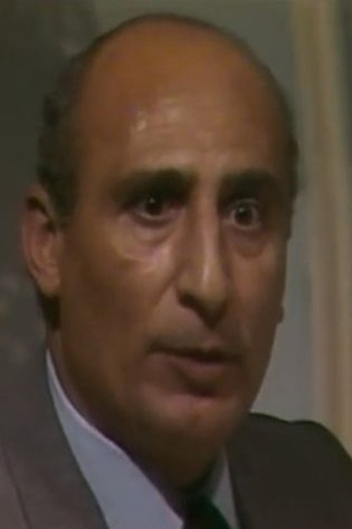 Mostafa Al Qast as الشيخ غلام