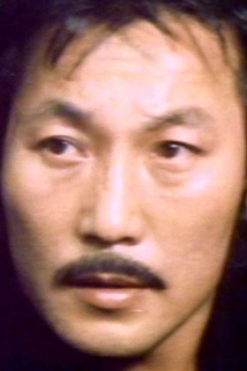 Sim Sang-cheon as Lim