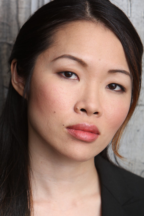 Claire Lanay as Rowena