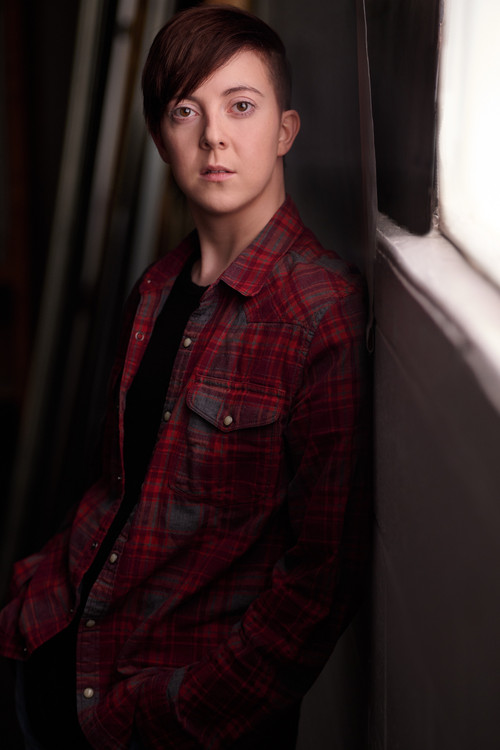 Em Siobhan McCourt as Cindy's P.A