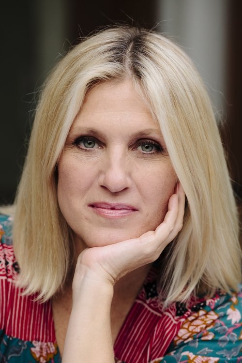 Andrea Bendewald as Beautiful Girl