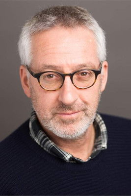 Barry De Lore as Reporter