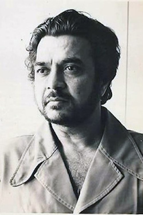 Satyadev Dubey as Priest (Pujari)