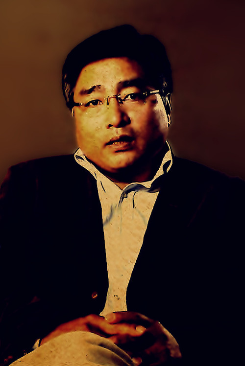 Eugene Chang as Doctor of Psychology