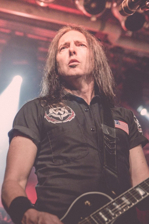 Damon Johnson as Guitar/Keyboards