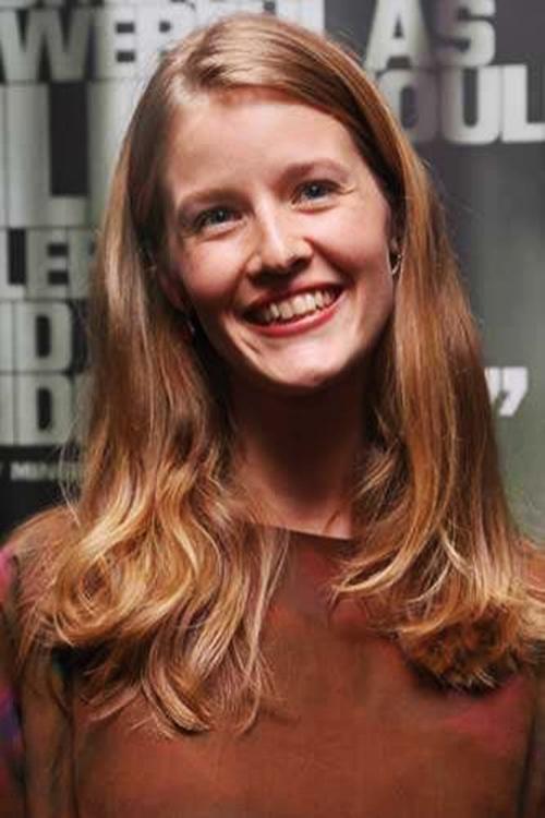 Anisa George as Emma