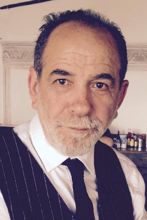 Vasilis Vasilakis as Savvas