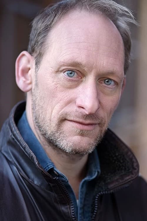 Eric Colvin as Sykes