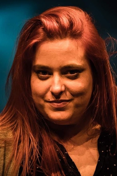 Bárbara Queirós as Freira