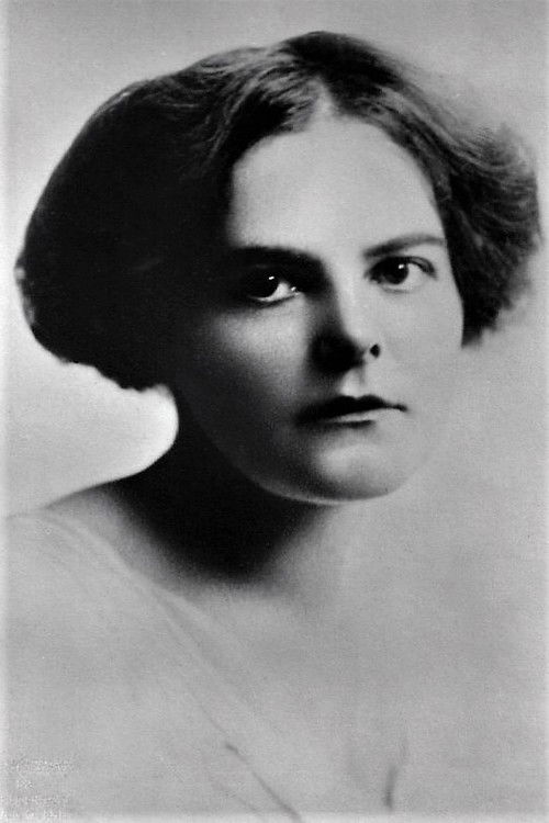 Jessalyn Van Trump as