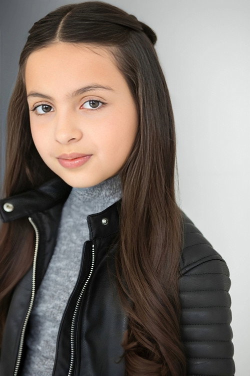 Andrea Mitchell as Skylar