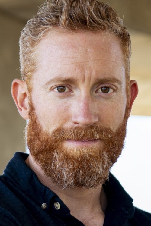 Craig Hawks as Vincent Davies