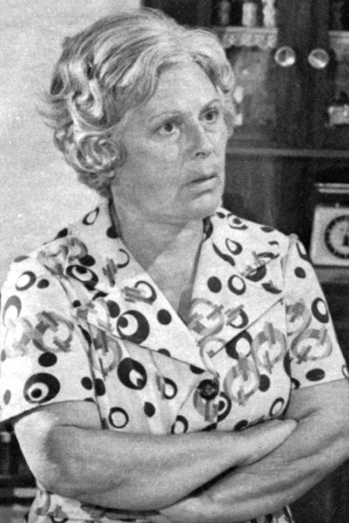 Dolores Calò as Crying Woman (Uncredited)