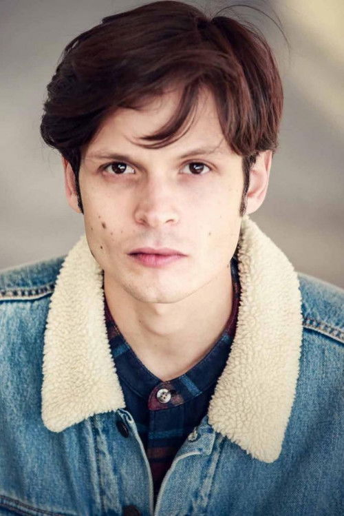 Jacopo Troiani as Matteo