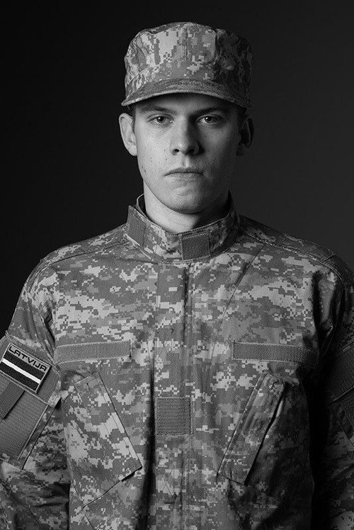 Dāvids Pētersons as Ren