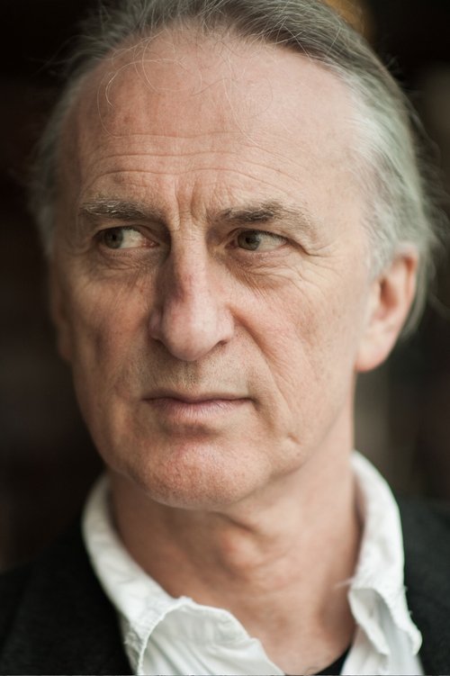 Johannes Habla as Pathologe