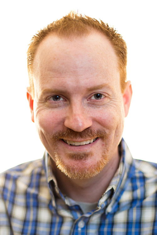 Matt Walker as Comedian