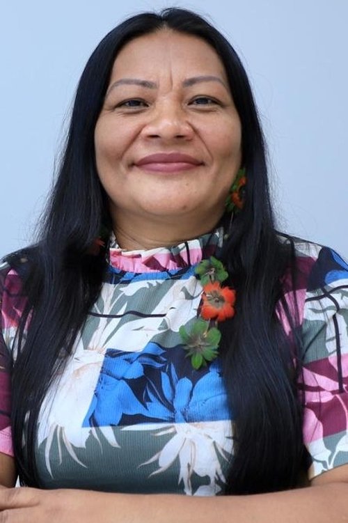 Francisca Arara as Marta