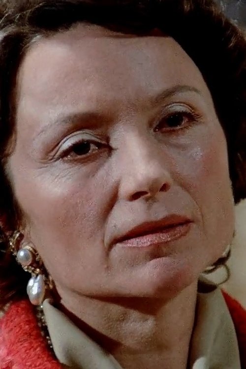 Monique Chaumette as Colette