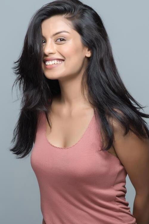 Akanksha Thakur as Sameera