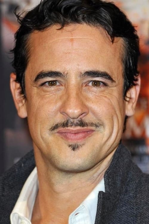 Karim Adda as Le stewart