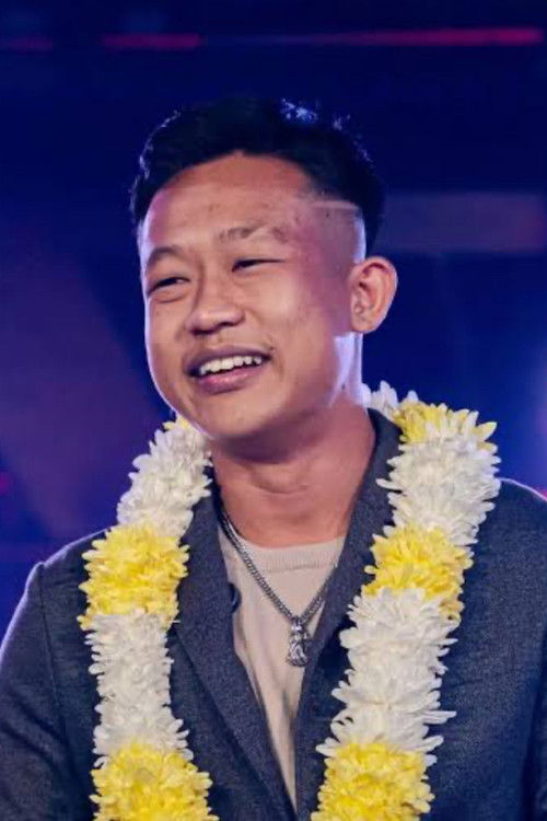 Paris Pernandes as Paris