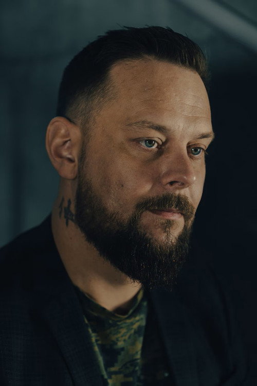 Morten Klejnstrup as Michael