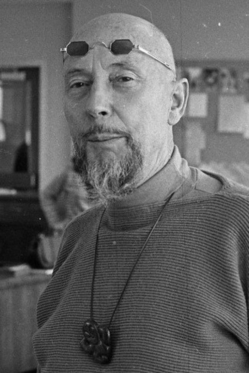 Len Lye as Self (archive Photos)