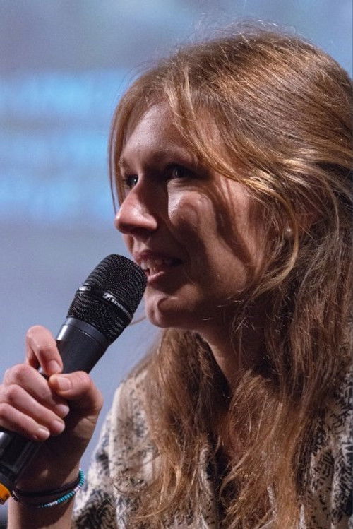 Caroline Ducelliez as herself