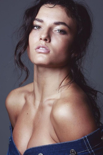 Jade Chynoweth as Odalie