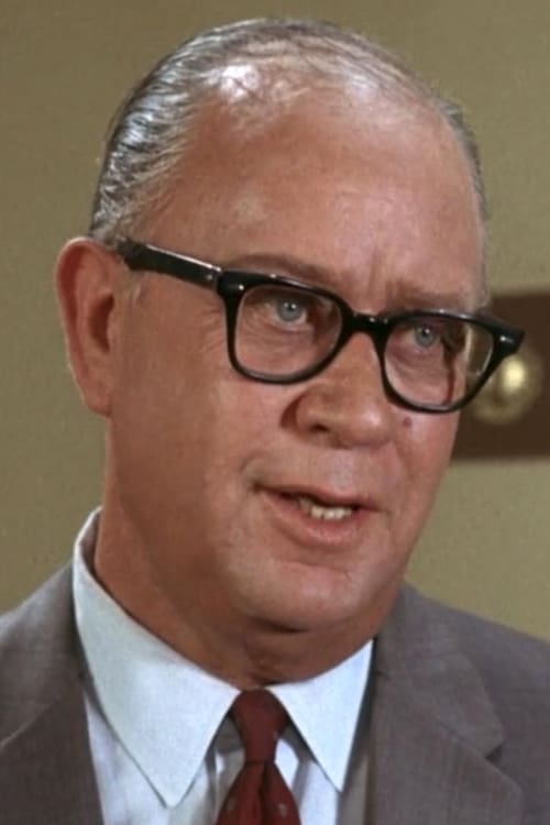 Tol Avery as Fat Hoodlum (uncredited)