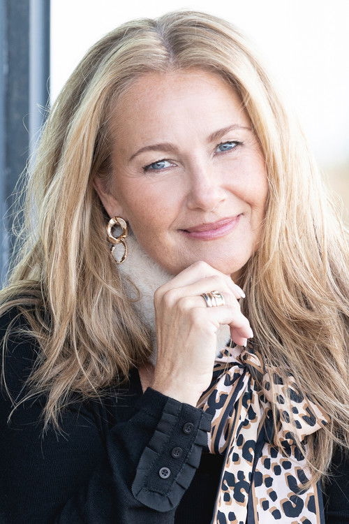 Yvonne Ryding as Smulan Bordéll