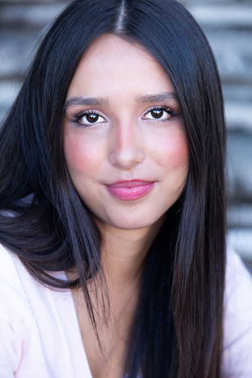 Isabella Madrigal profile photo