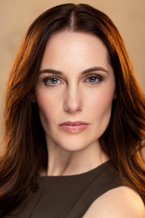 Kendra Anderson as Shawna Sanders