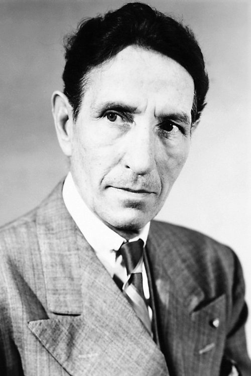 Charles Middleton as Detective (uncredited)