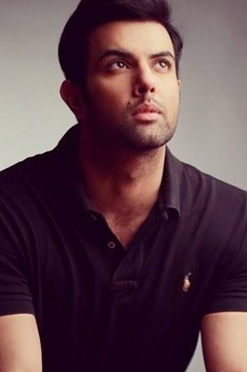 Noor Hassan Rizvi as Hunaid Ikhtiyar Shah