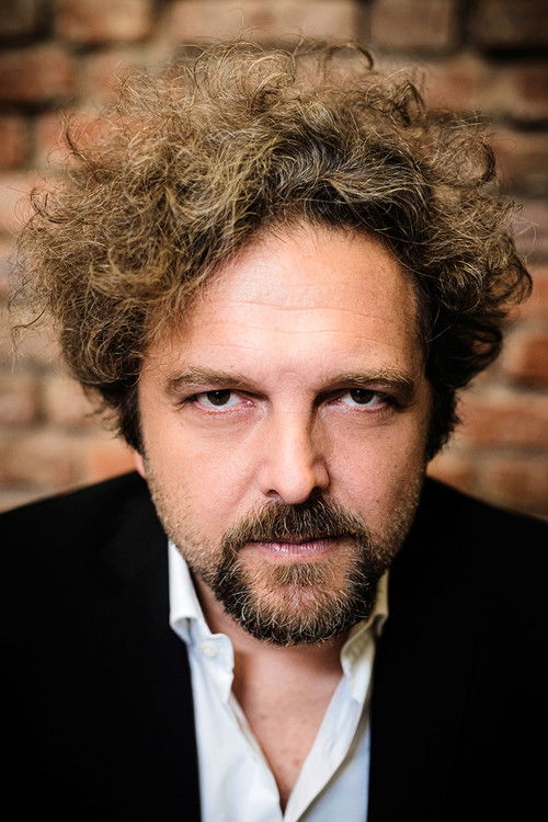 Antonio Ornano as Self - Competitor