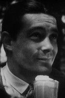 Wolfgang von Waltershausen as Wolfgang, the wine shop sales assistant