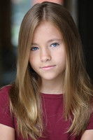 Shaylee Mansfield as Zuzu