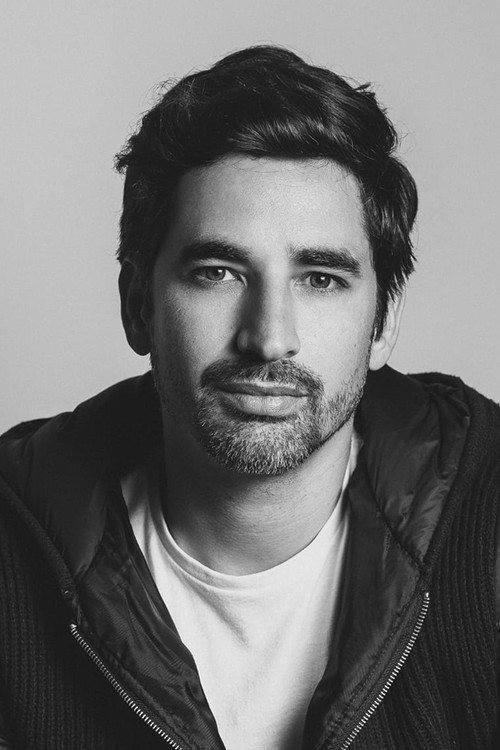 Ezequiel Castaño as Lucio Vázquez