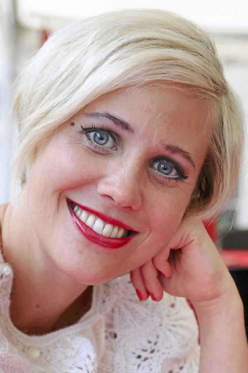 Christine Gaski as Eva Kristin