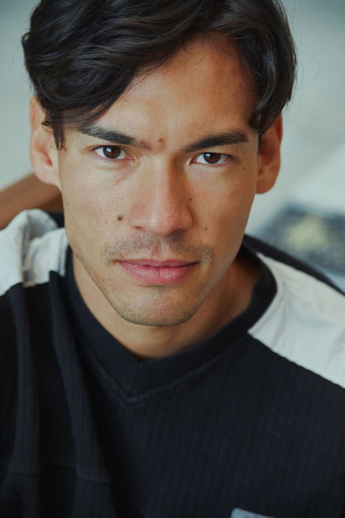 Dominik Gruber as Dr. Patrick Sievers