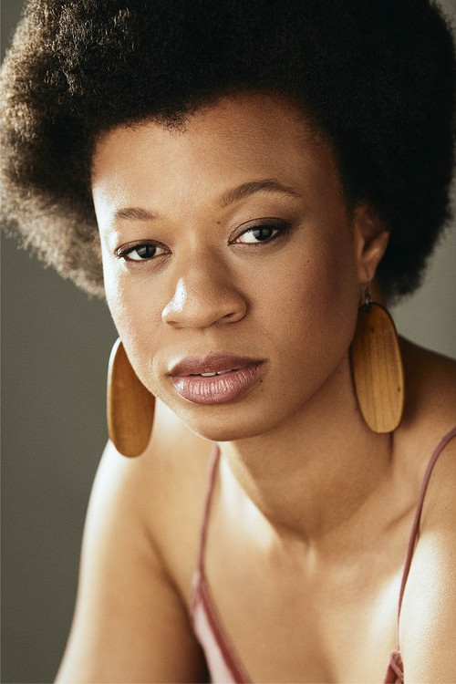 Ameerah Briggs as Alice